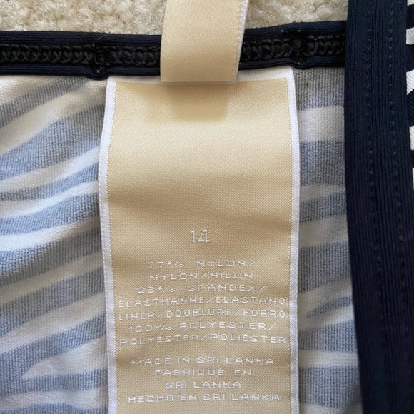 Michael Kors tankini top size 14 black/white zebra stripes - Picture 5 of 6